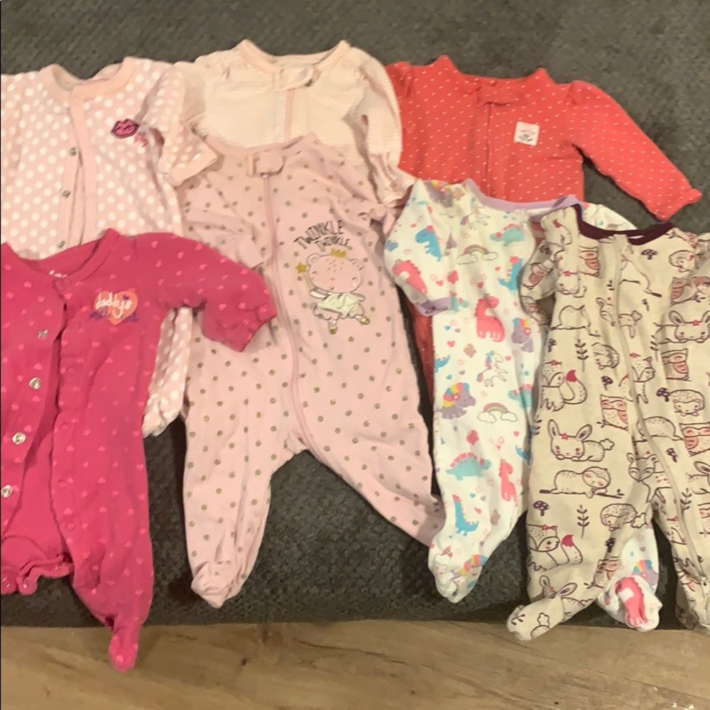 Lot of baby girl sleepers 0-3 mos
